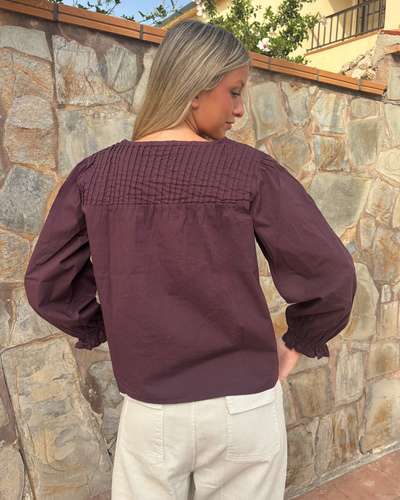 Camisa Mogrovejo burdeos