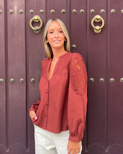 Camisa Laviana burdeos