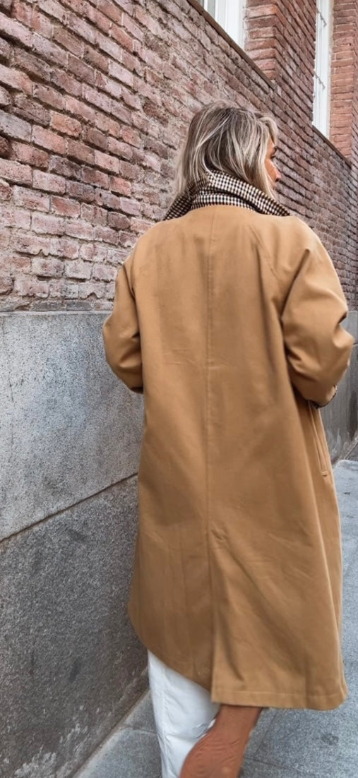 Gabardina Regueras camel
