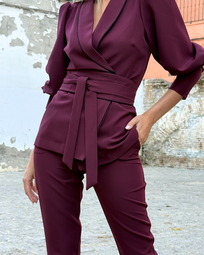 Traje Bordeaux burdeos