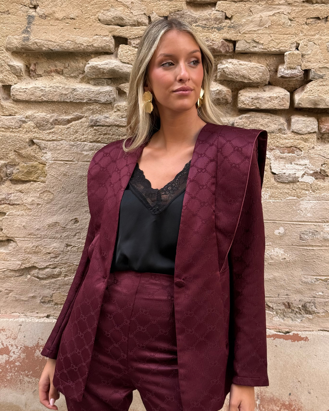 Traje Versalles