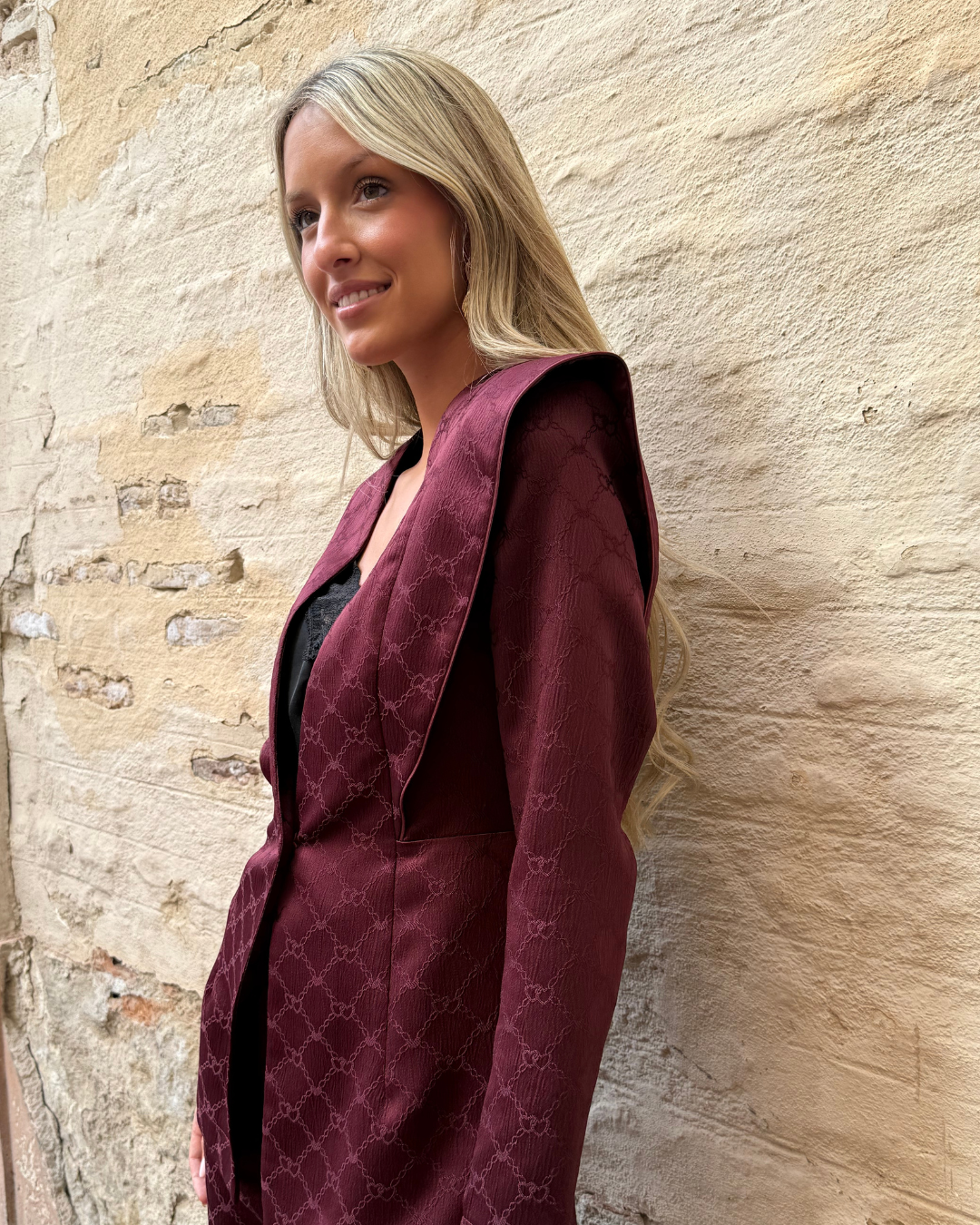 Traje Versalles