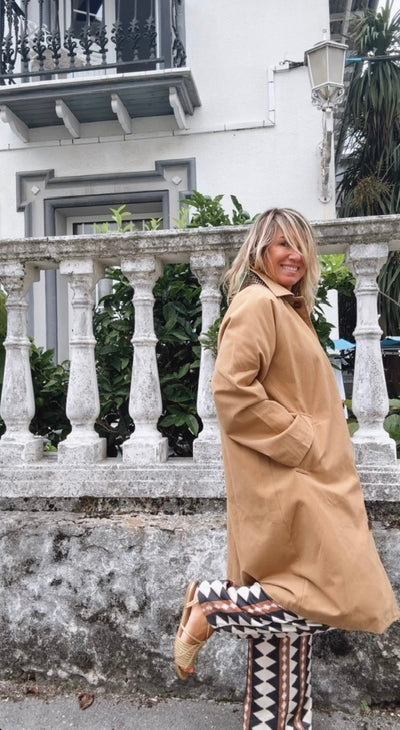 Gabardina Regueras camel
