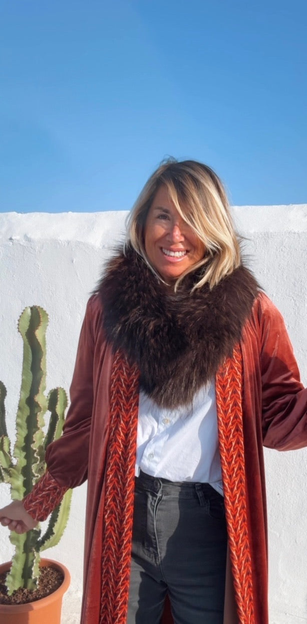 Cuello Zurich marrón