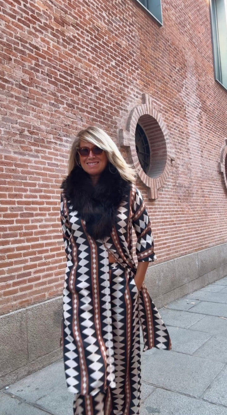 Cuello Zurich marrón