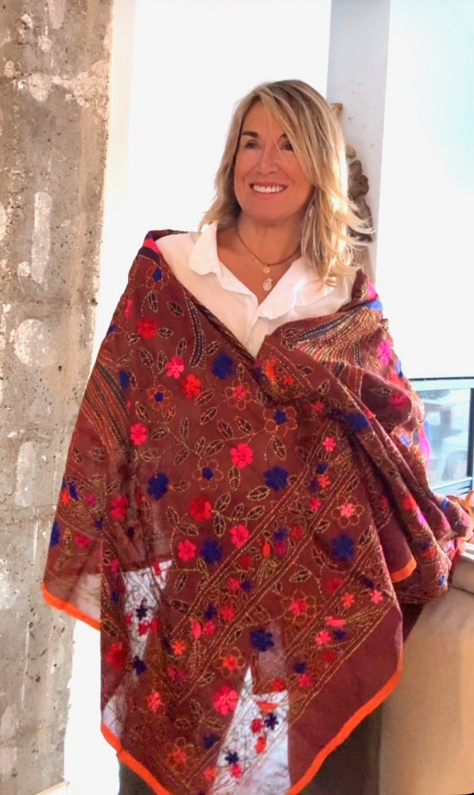 Pañuelo Fiore chocolate