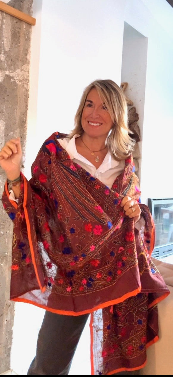 Pañuelo Fiore chocolate