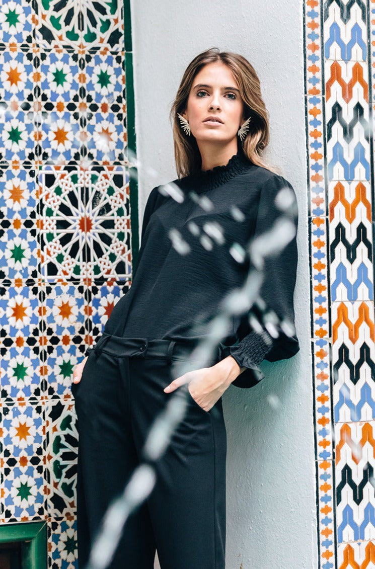 Blusa Isabella Negra